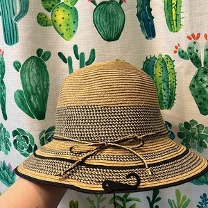 Sun Hat / One Size / Never been worn